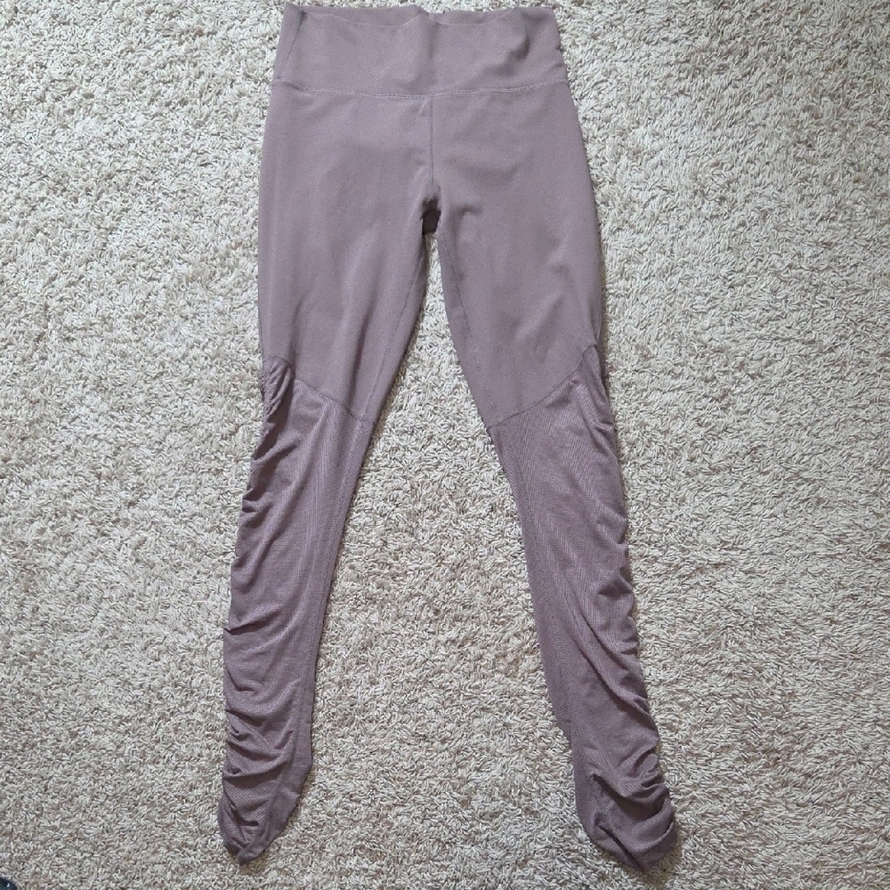 Fabletics Taupe Workout Leggings, Size Medium, Barely Worn!